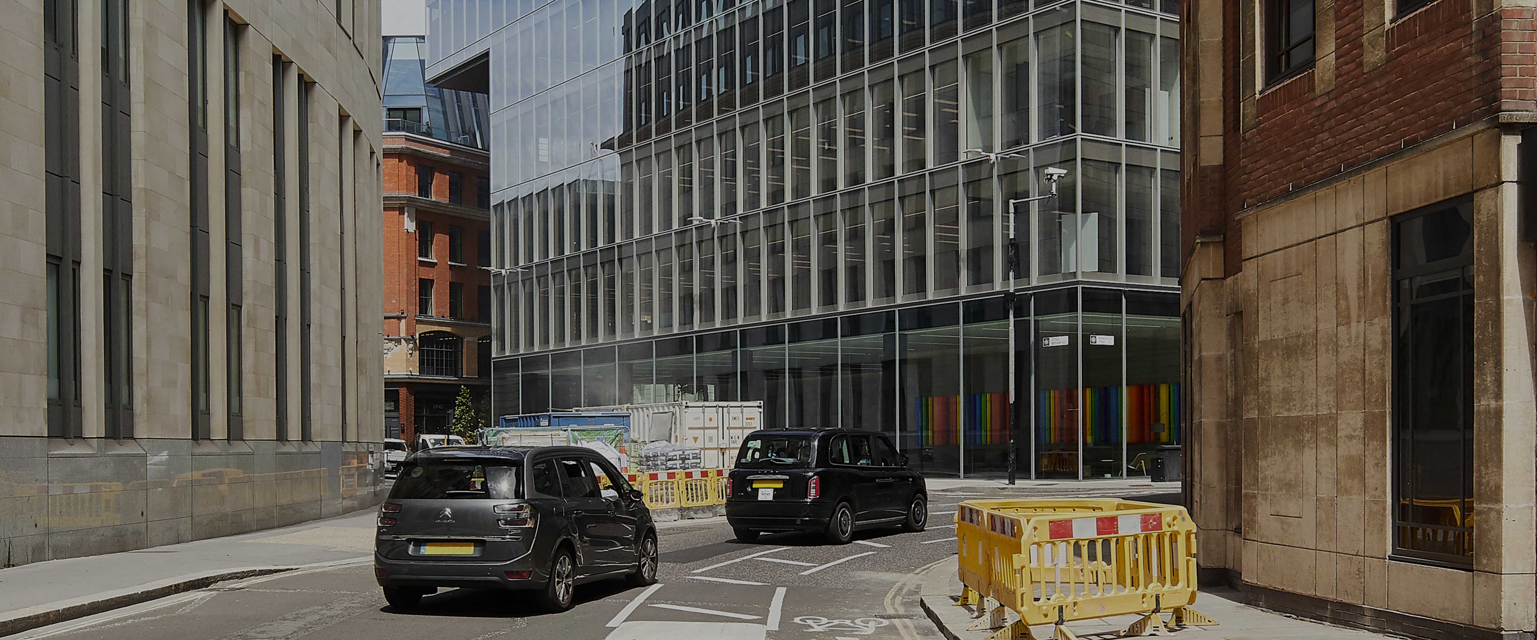 Cars driving up to the Centre in London